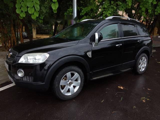 Cần bán gấp Chevrolet Captiva LT đời 2008, màu đen chính chủ, 290 triệu 