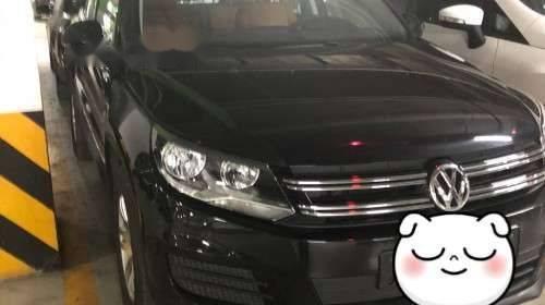 Cần bán Volkswagen Tiguan 2.0 AT TSI 2012, màu đen, nhập khẩu nguyên chiếc