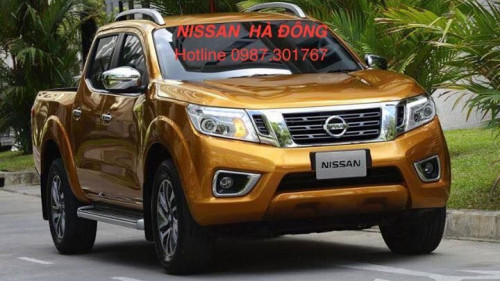 Cần bán Nissan Navara 2.5 AT sản xuất 2018