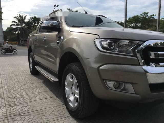 Cần bán Ford Ranger XLT sản xuất 2015 như mới, giá 615tr