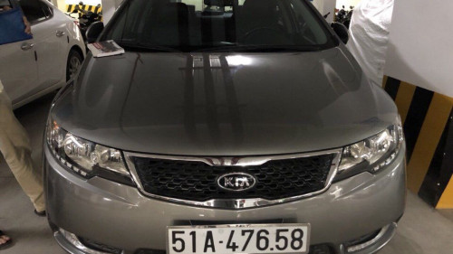 Bán Kia Forte S năm sản xuất 2013, màu bạc 