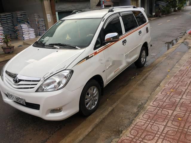 Bán xe Toyota Innova G năm 2010, màu trắng, giá tốt