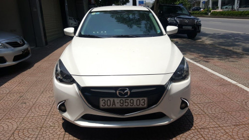 Bán Mazda 2 đời 2016, màu trắng, 540 triệu