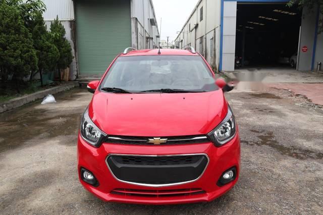 Bán Chevrolet Spark năm sản xuất 2018, màu đỏ, giá chỉ 299 triệu