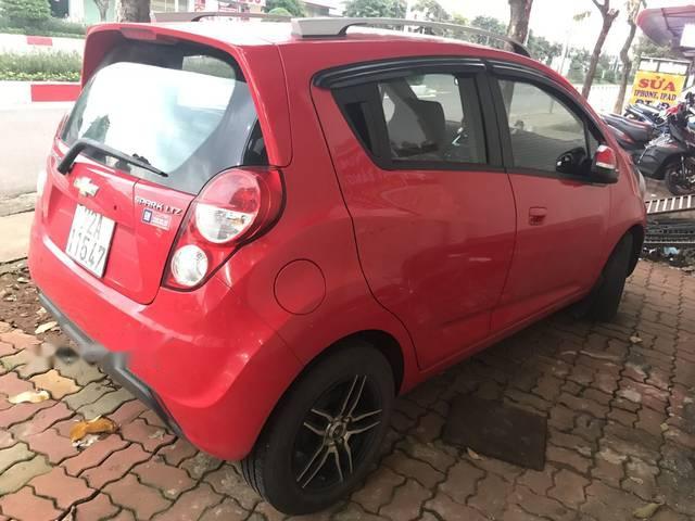 Bán Chevrolet Spark LTZ 2014, màu đỏ số tự động, giá tốt