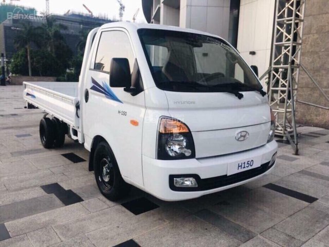 Bán Hyundai New Porter , hỗ trợ vay góp lãi suất siêu ưu đãi, Đà Nẵng, LH 0935 851446 Hạnh