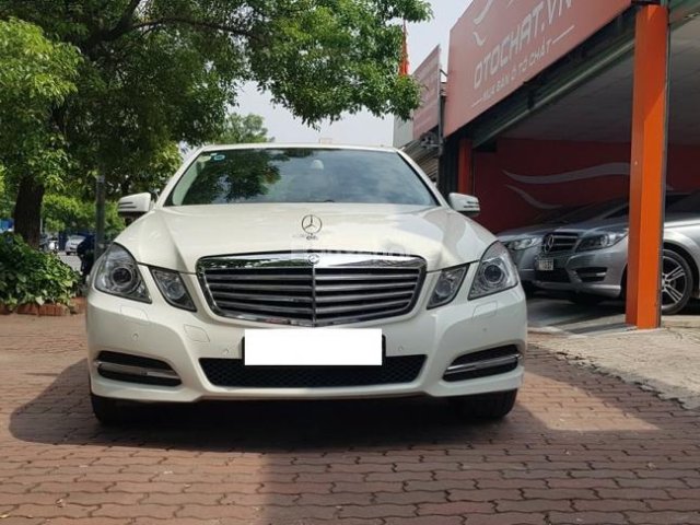 Bán Mercedes E250, sx 2012, xe cực đẹp