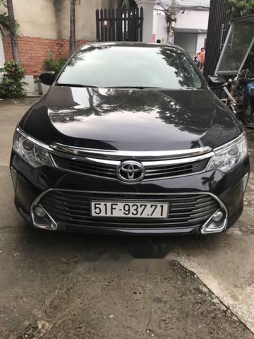 Bán Toyota Camry 2.5Q đời 2016, màu đen