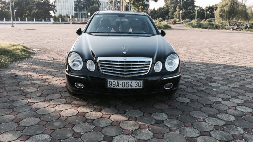 Bán Mercedes 3.0 AT năm sản xuất 2008, màu đen, giá tốt