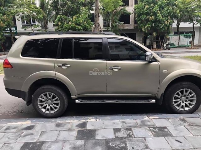 Bán Mitsubishi Pajero Sport sản xuất năm 2013, giá tốt