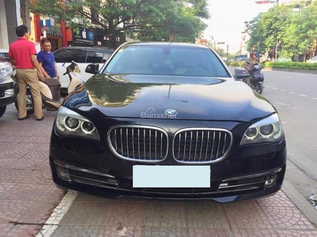 Auto Đức Huân - 139 Nguyễn Văn Cừ bán xe BMW 7Series 730LI màu đen, nội thất kem sản xuất 2014