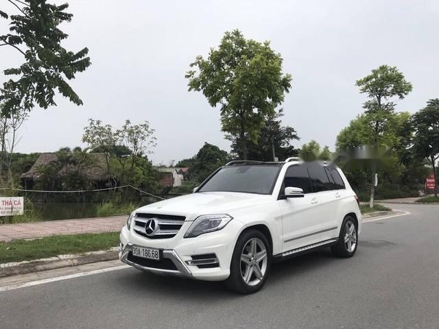 Bán Mercedes GLK250 AMG 2015, màu trắng, nhập khẩu