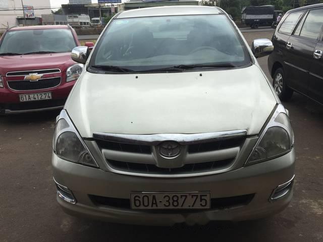 Cần bán gấp Toyota Innova đời 2007, màu bạc