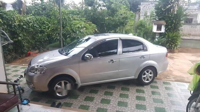 Cần bán lại xe Chevrolet Aveo đời 2012, màu bạc, 280 triệu