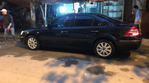 Cần bán Ford Mondeo 2.5 AT sản xuất năm 2007, màu đen