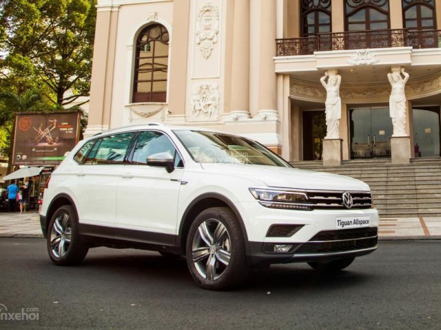 [HOT] Bán Volkswagen Tiguan Allspace giao ngay, trả trước chỉ 400tr, giao xe toàn quốc - 090.364.3659