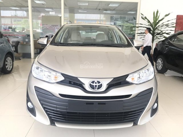 Bán Toyota 1.5E CVT đời 2018, tặng ngay 01 năm bảo hiểm thân vỏ và đầu DVD, camera lùi liên hệ ngay 0986924166