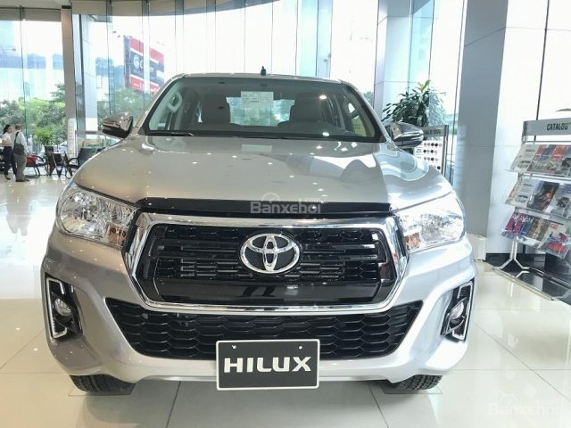 Bán Toyota Hilux 2.4G AT đời 2018, màu bạc, xe nhập giao sớm, liên hệ ngay 0986924166