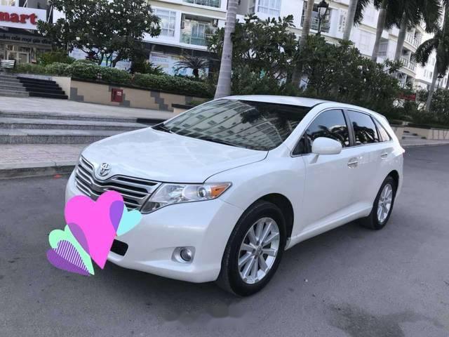 Bán Toyota Venza đời 2009, màu trắng chính chủ