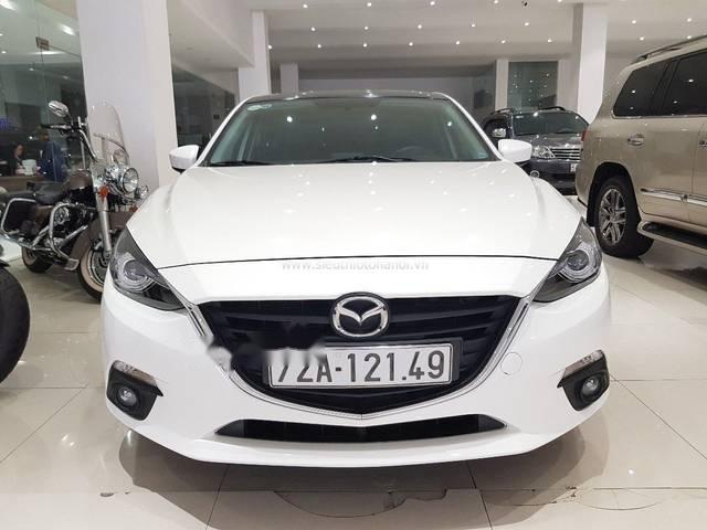 Bán xe Mazda 3 sản xuất 2015, màu trắng còn mới, 585tr