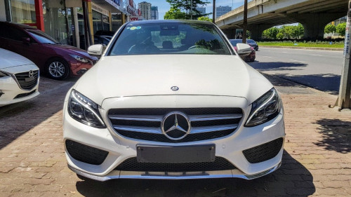 Cần bán Mercedes 2.0 AT năm sản xuất 2015, màu trắng