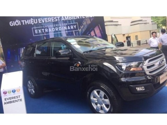 Bán ô tô Ford Everest 2.0 Titanium đời 2018, màu đen, xe nhập, giá tốt