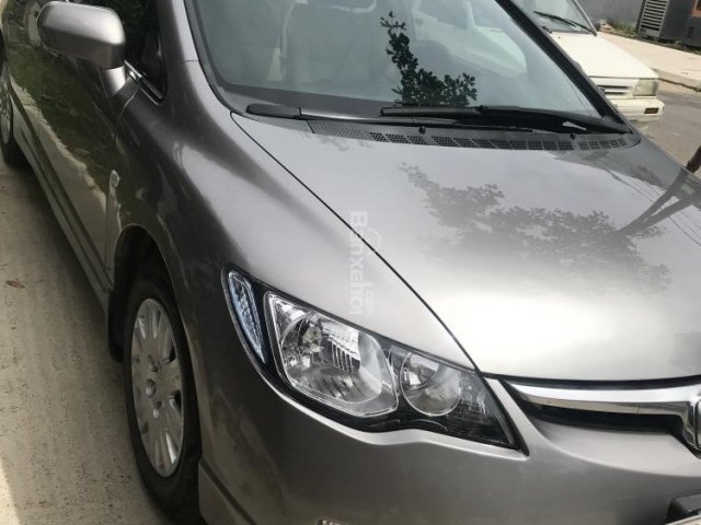 Bán Honda Civic đời 2008, màu bạc xe gia đình, 310tr