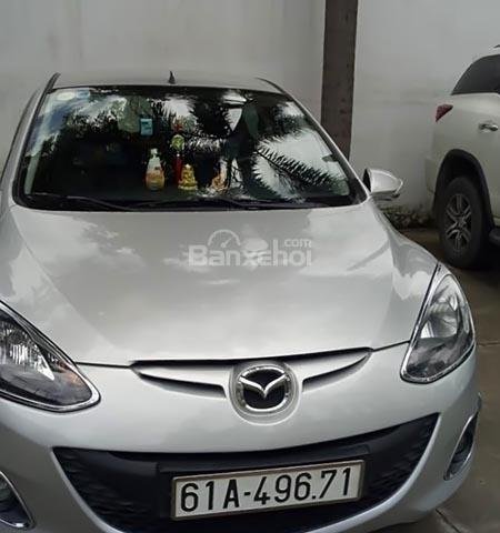 Cần bán Mazda 2 2012, màu bạc, xe nhà đi đăng ký chính chủ