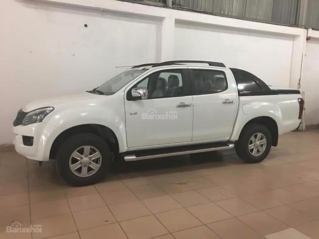 Cần bán Isuzu Dmax LS 2.5 4x2 MT sản xuất năm 2017, màu trắng, nhập khẩu