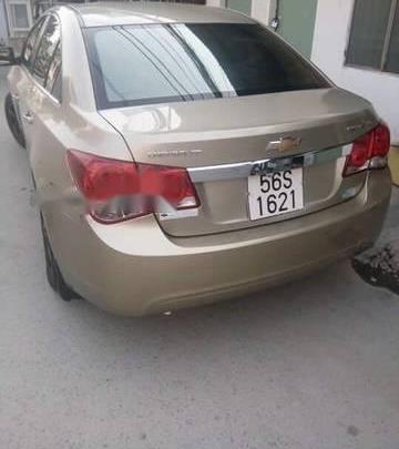 Bán ô tô Chevrolet Cruze 2010, màu vàng cát