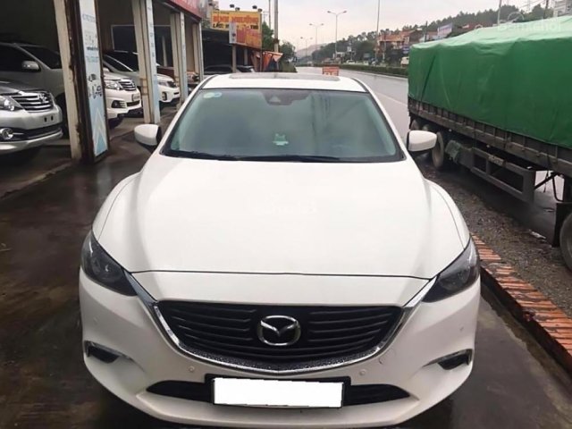 Bán Mazda 6 2.5L Premium 2018, màu trắng, 935tr