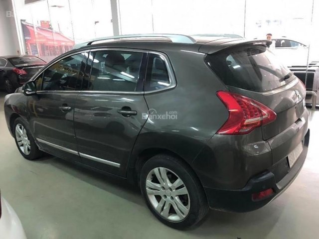 Chính chủ bán ô tô Peugeot 3008 đời 2015, màu nâu, giá 900tr0