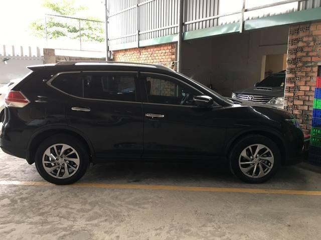 Bán Nissan X Trail sản xuất năm 2017, xe ít đi nên còn rất đẹp