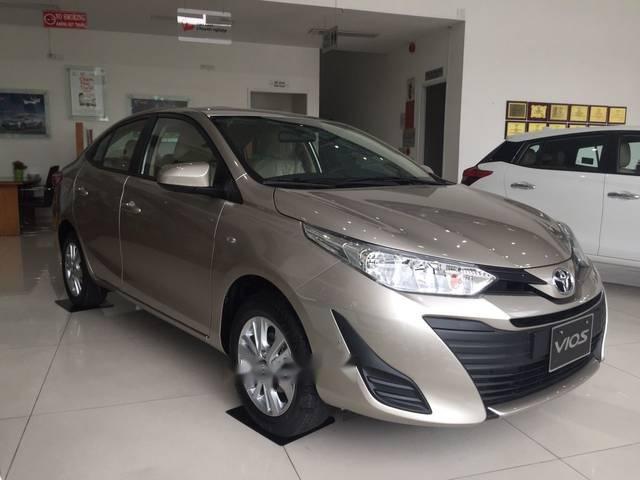 Bán xe Toyota Vios sản xuất 2018, nhập khẩu, giá tốt 