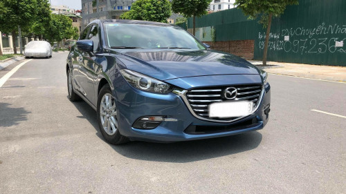 Bán xe Mazda 3 1.5 AT đời 2018, màu xanh lam  