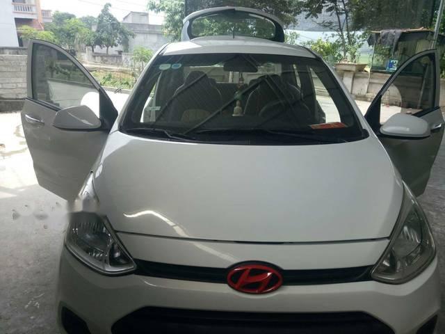 Bán Hyundai Grand i10 2014, màu trắng chính chủ, giá tốt