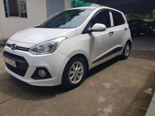 Cần bán Hyundai Grand i10 1.0AT đời 2016, màu trắng