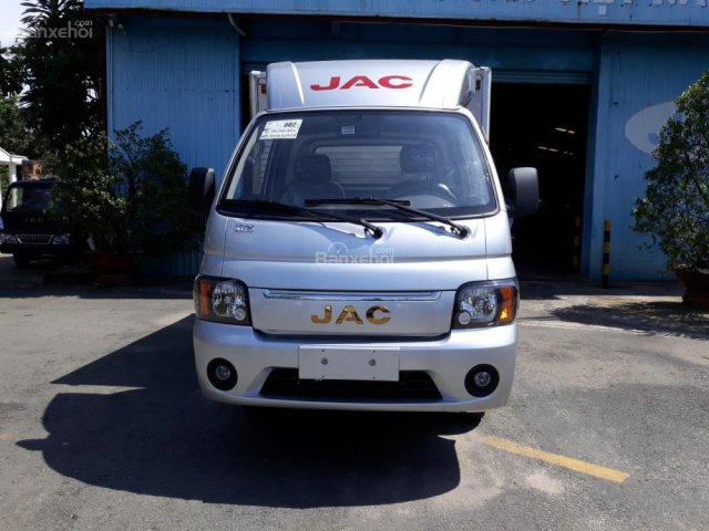 Công ty cần bán xe tải Jac 1T25, cabin Hyundai, giá cực rẻ, trả góp 90%