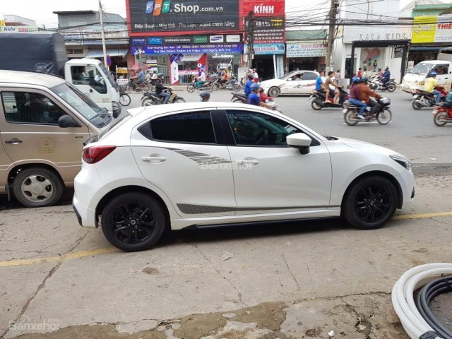 Bán xe Mazda 2 1.5 năm 2016, màu trắng