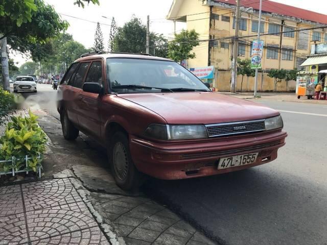 Cần bán gấp Toyota Corolla sản xuất 1988, màu đỏ 