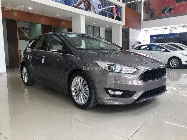 Bán Ford Focus Sport nâu hổ phách, có xe giao ngay, phụ kiện tùy chọn camera hành trình-BHVC-dán phim 3m