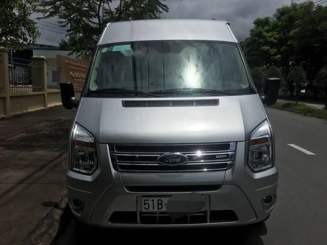 Cần bán gấp Ford Transit đời 2017, màu bạc, giá tốt