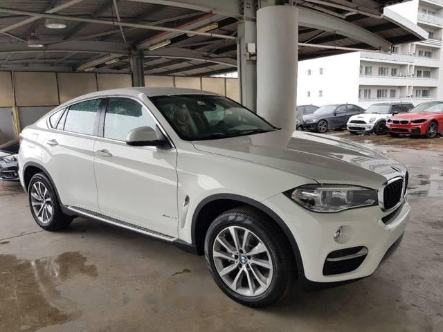 Bán xe BMW X6 năm 2018, màu trắng, nhập khẩu