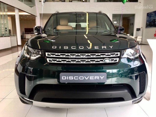 Cần bán giá xe LandRover Discovery SE 2017- 7 chỗ màu trắng, xám, đen xe giao ngay với ưu đãi lớn