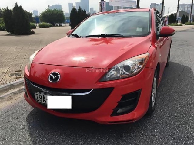 Cần bán Mazda 3 1.6 AT sản xuất năm 2010, màu đỏ 