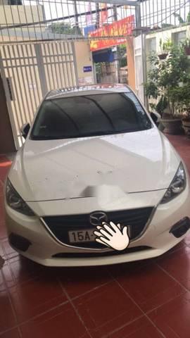 Bán Mazda 3 năm sản xuất 2016, màu trắng chính chủ