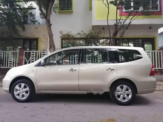 Bán xe Nissan Grand livina đời 2012, màu vàng cát