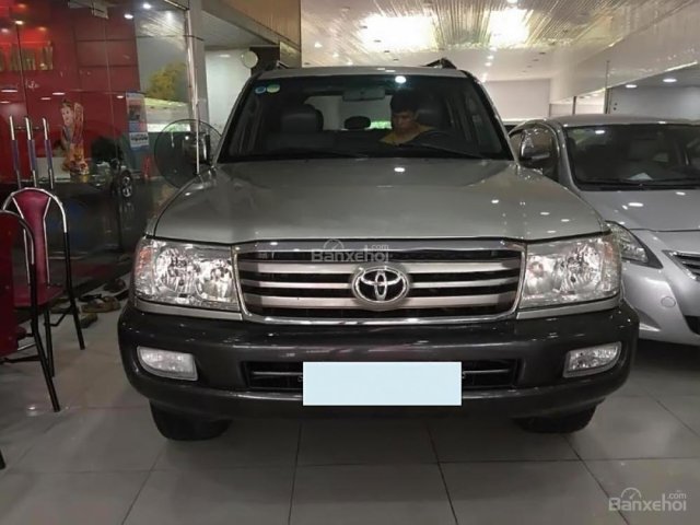 Xe Toyota Land Cruiser GX 4.5 sản xuất 2007, màu bạc 