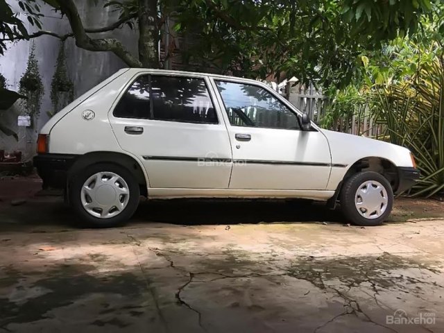 Cần bán xe Peugeot 205 GL năm 1991, màu trắng 