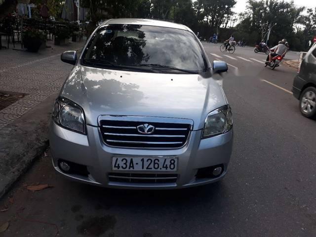 Gia đình bán lại xe Daewoo Gentra đời 2009, màu bạc